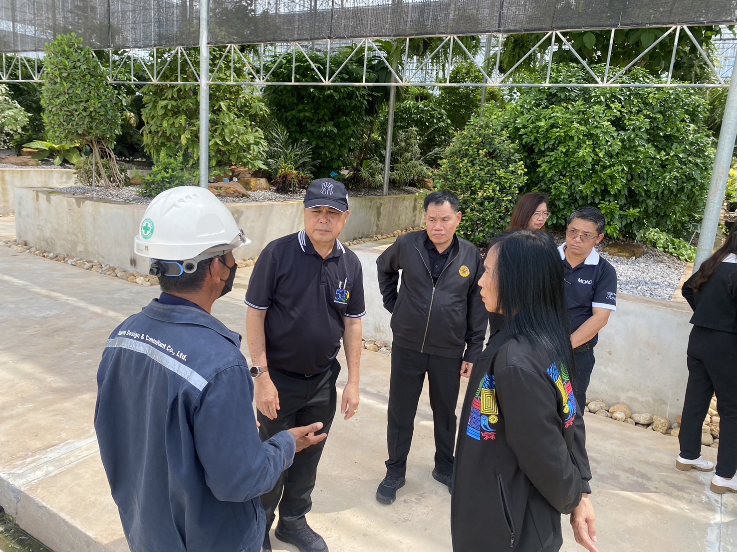 title - รองเลขาธิการ ส.ป.ก. และผู้ตรวจราชการ ส.ป.ก. ร่วมลงพื้นที่ในส่วนการจัดงานการนิทรรศการของ ส.ป.ก. ในงานมหกรรมพืชสวนโลก 2569 พร้อมทั้งตรวจเยี่ยมส.ป.ก.อุดรธานี